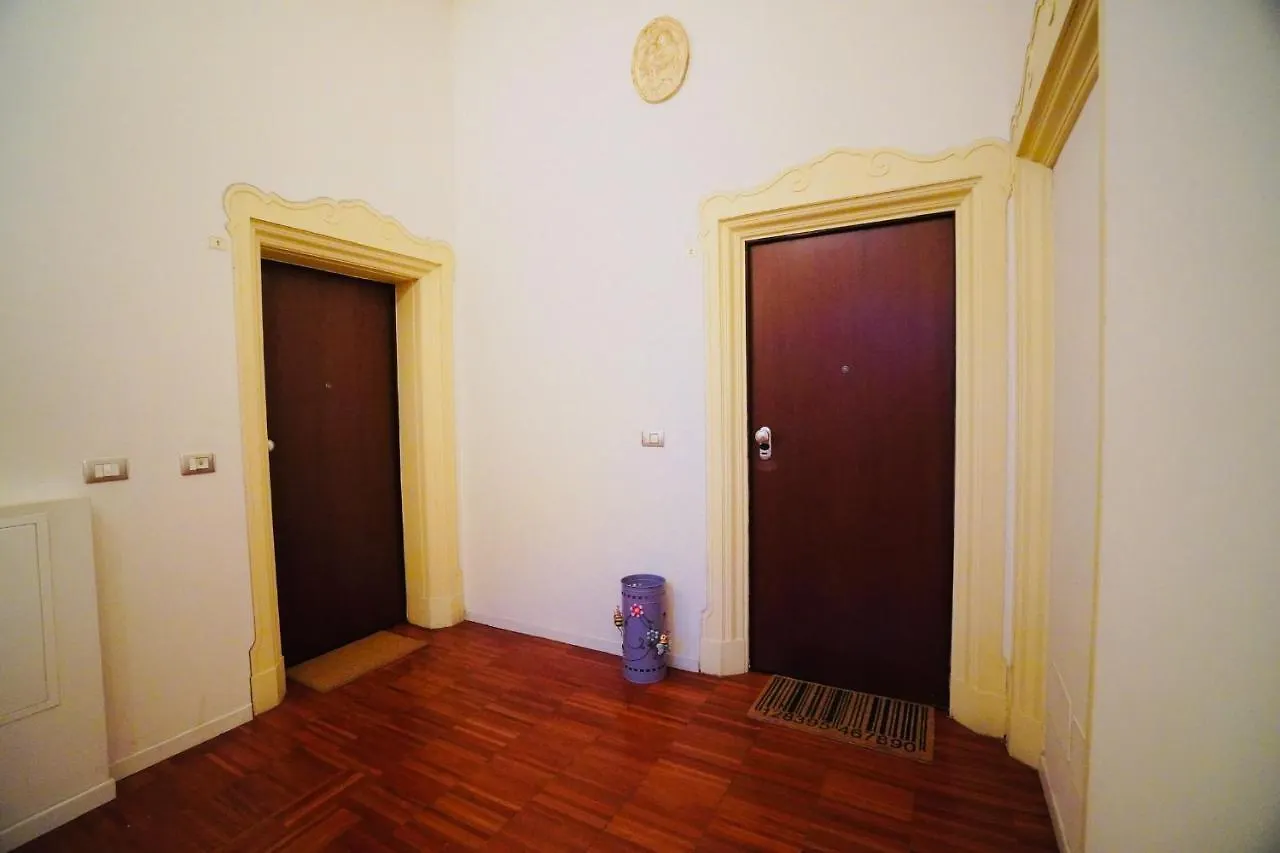 דירות בולוניה A Casa Di Enza